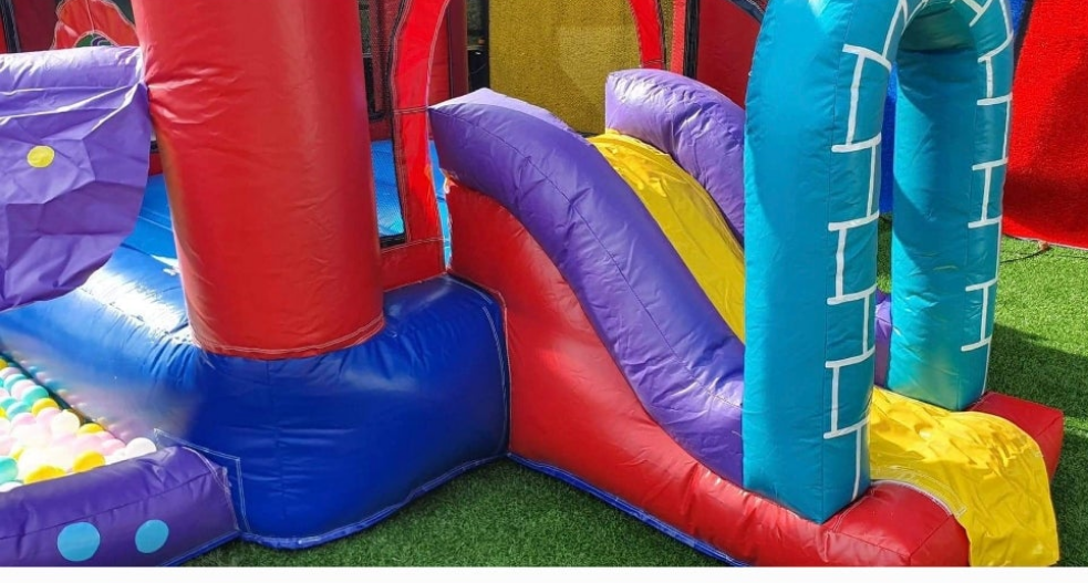 Dragon Ball Pit Party Bundle, Southside