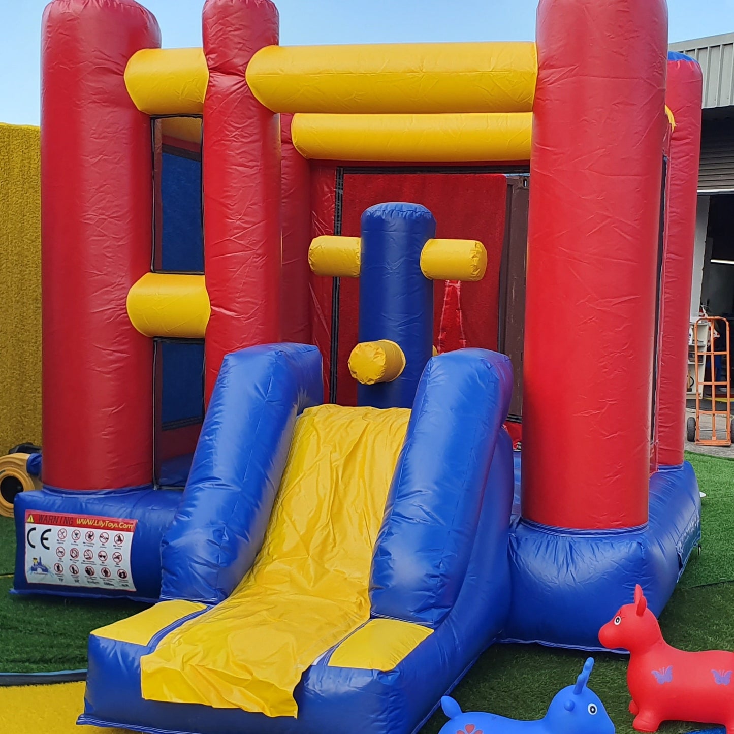 Karate Jumping Castle, Northside