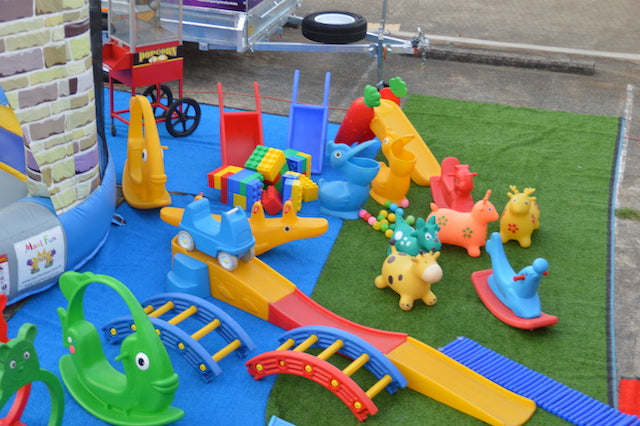 Karate Castle Trailer Bundle, Southside