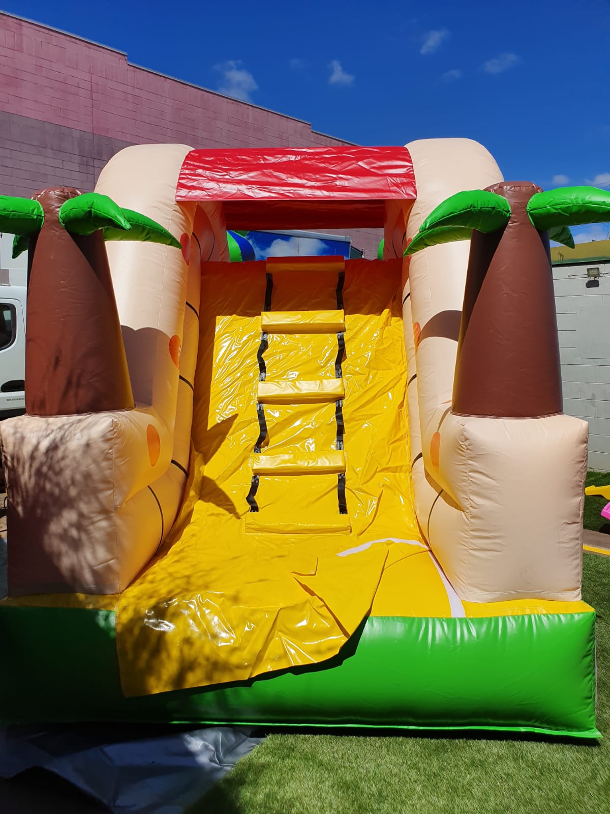 Snail Slide, Southside