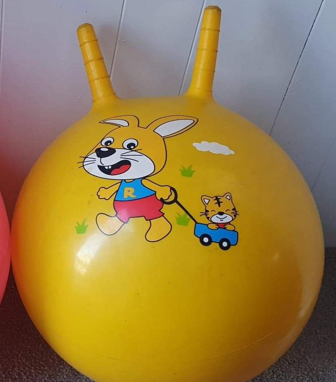 Hopping Balls - Mixed Colours, Southside