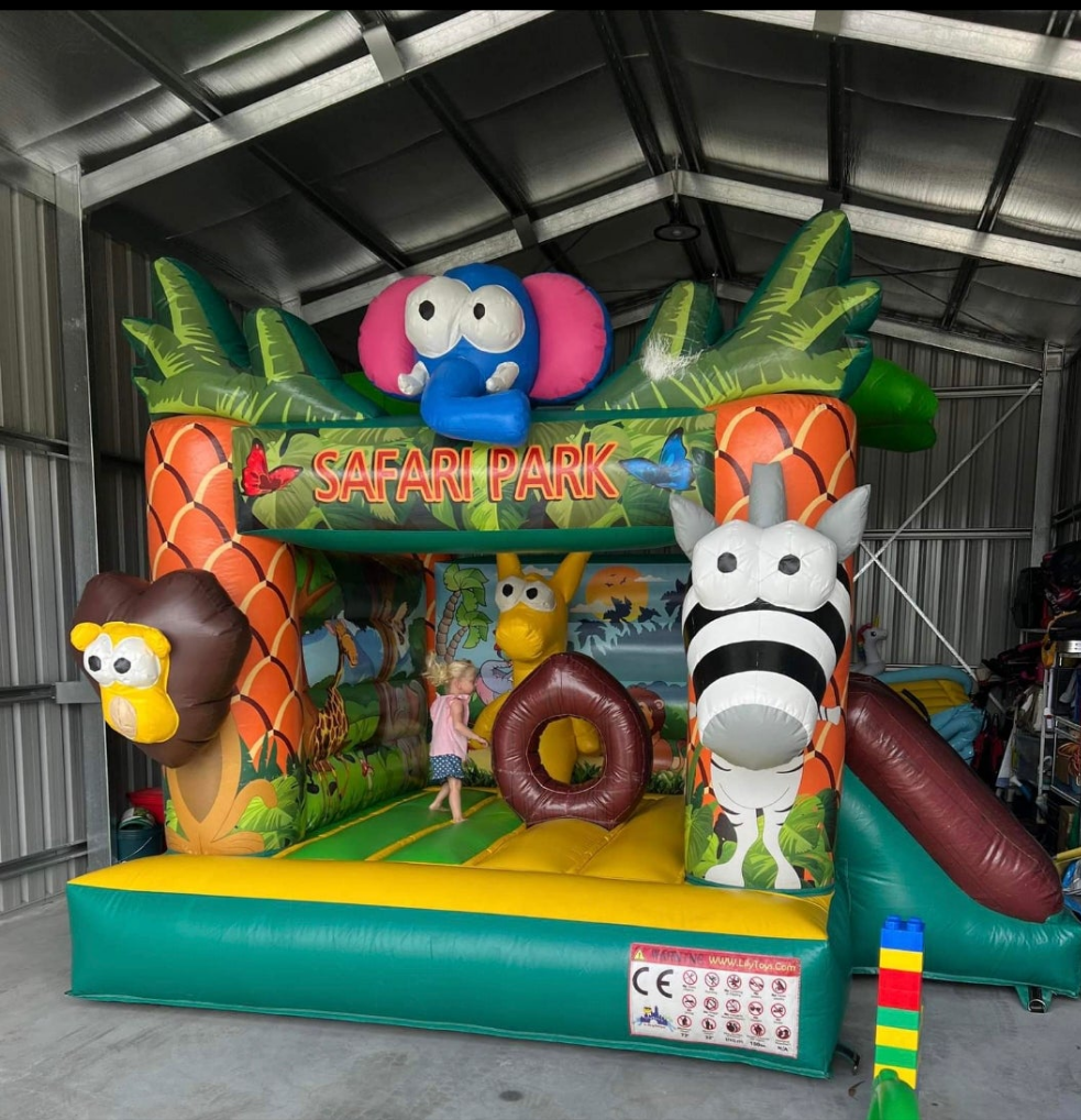 Safari Party Bundle, South Brisbane